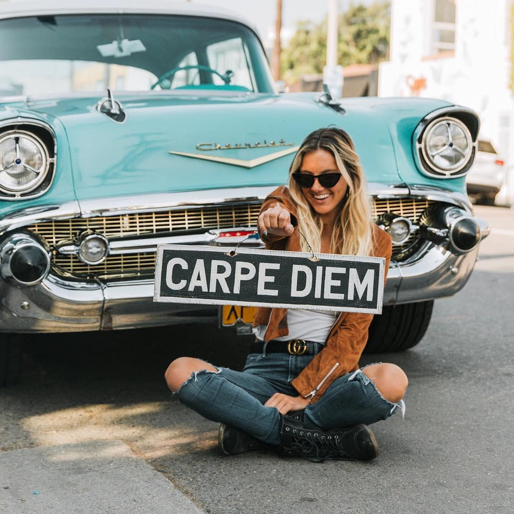 CARPE DIEM - Weathered Signs